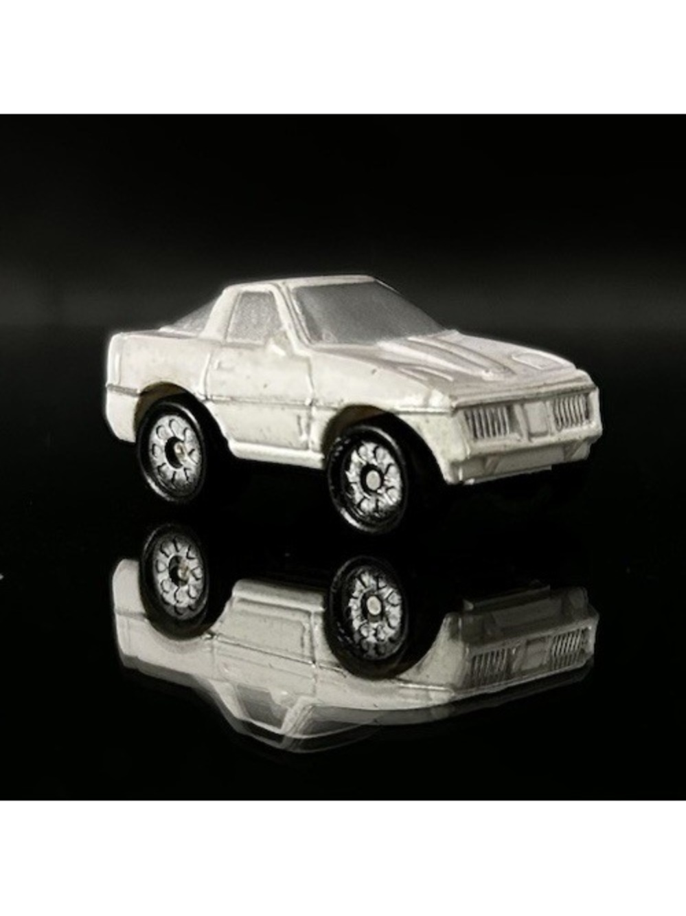 Micro Machines 80's Chevy Corvette White Rare Micro Mini Car 1989